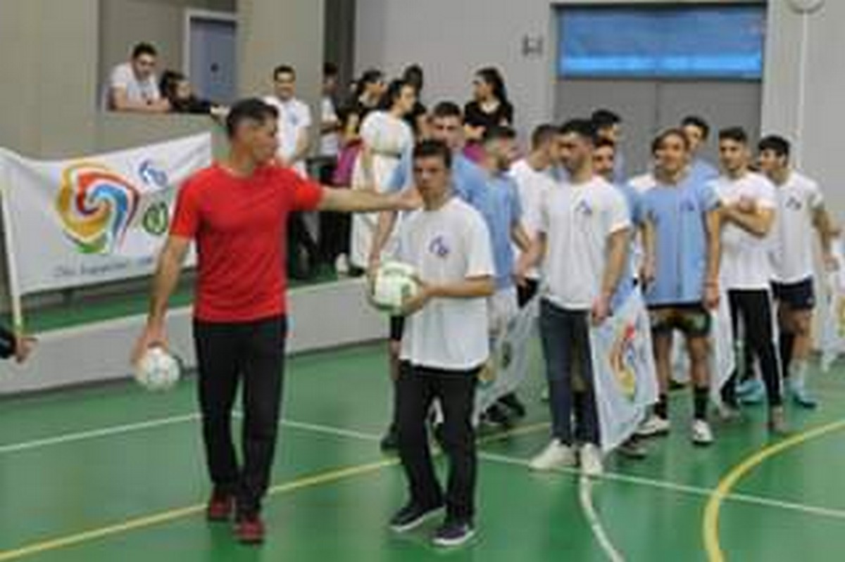 2020 Όλοι διαφορετικοί όλοι ίσοι