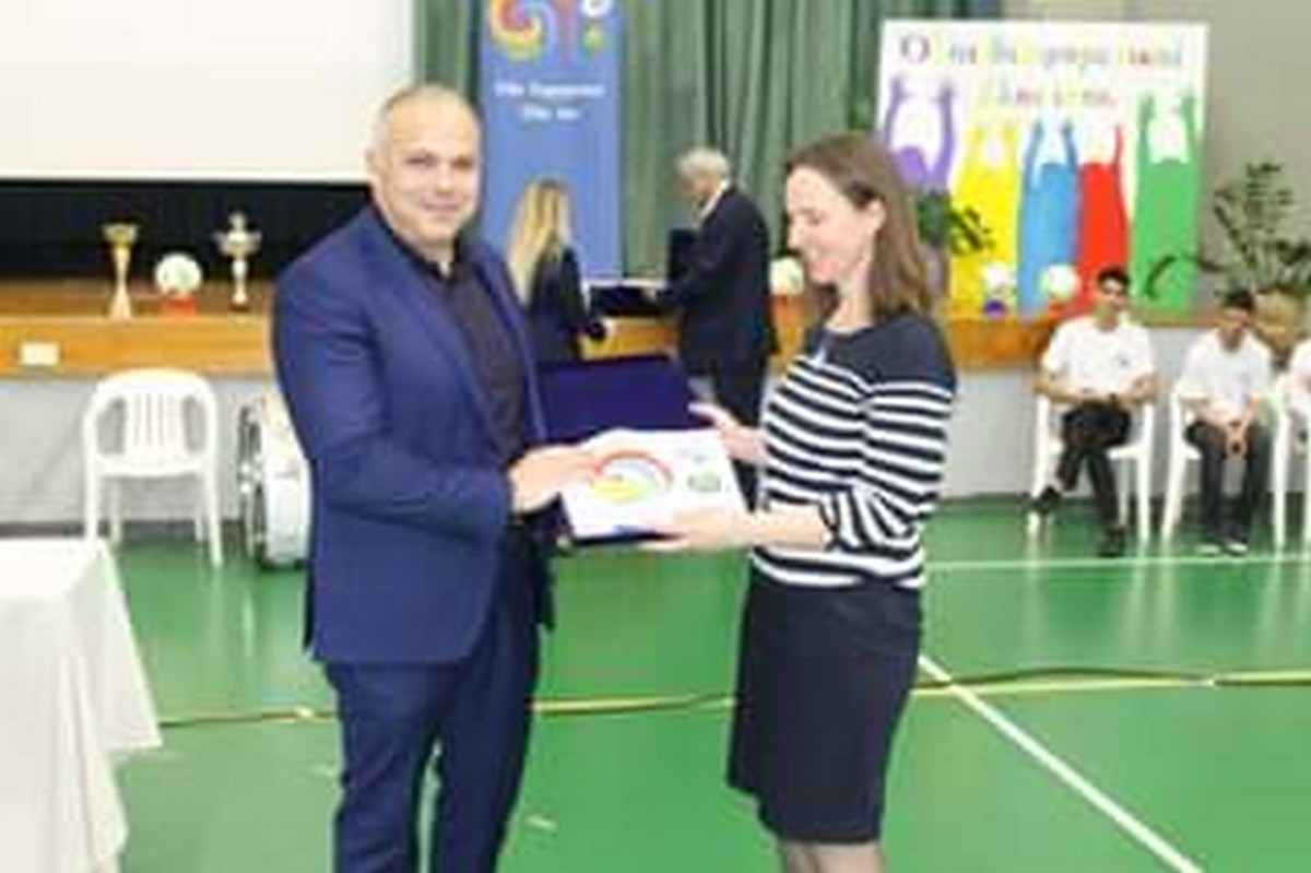 2020 Όλοι διαφορετικοί όλοι ίσοι