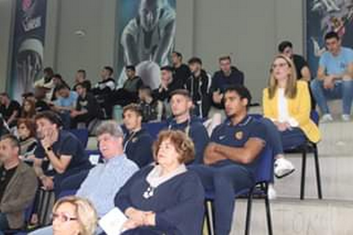 2020 Όλοι διαφορετικοί όλοι ίσοι